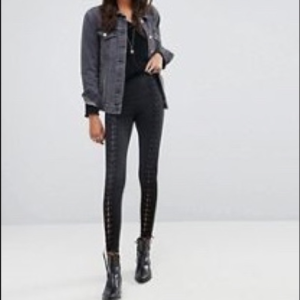 GLAMOROUS High Waisted Legging with Lace Up Front